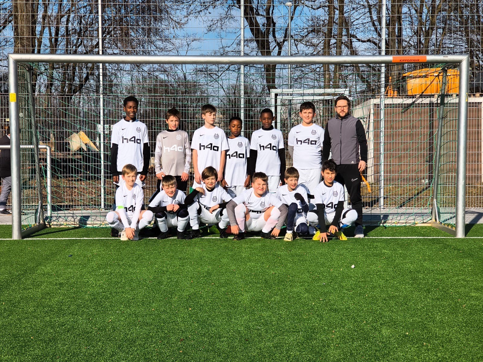 u11 2
